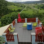 Holiday home Issy View House *